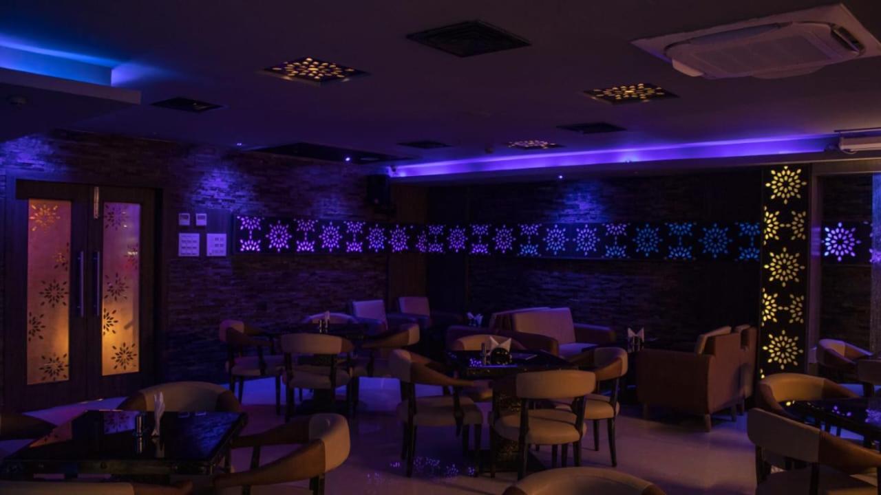 Hotel Srr Grand Τσενάι Εξωτερικό φωτογραφία