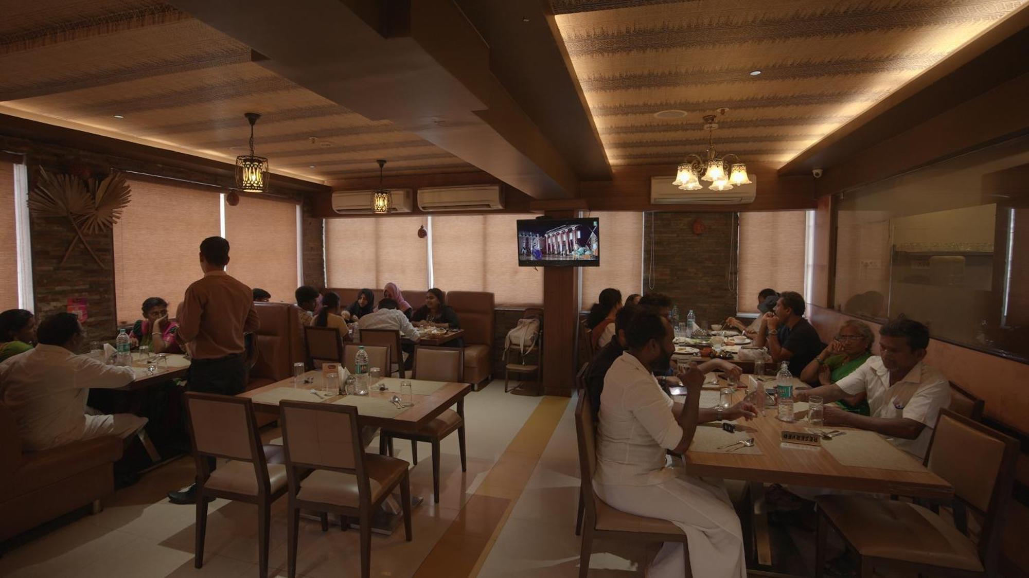 Hotel Srr Grand Τσενάι Εξωτερικό φωτογραφία